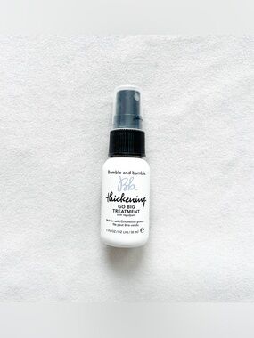 Bumble and bumble Thickening Go Big Treatment Spray - White and Black
